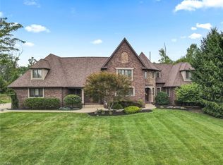 3920 Albany Ct, Canfield, OH
