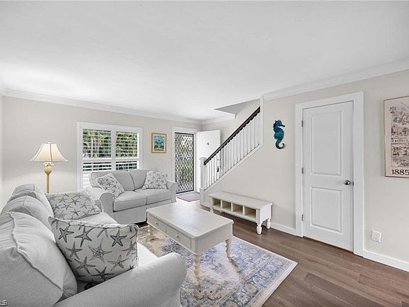 5th image of 1222 Gordon Dr APT 15
