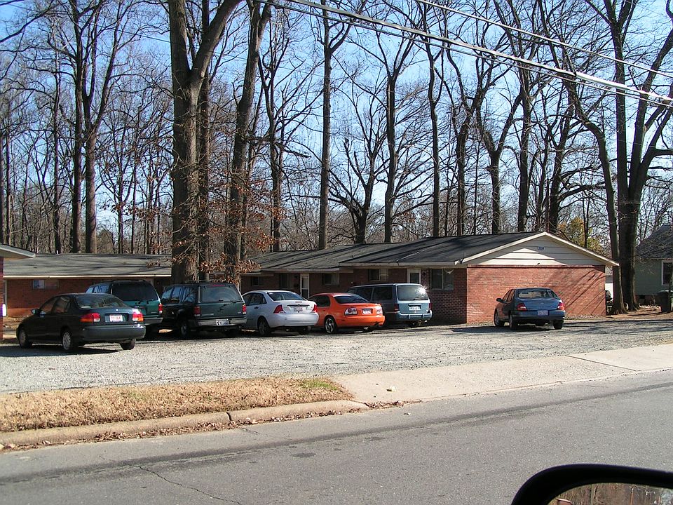 1st image of 3304 Martin Ave APT G