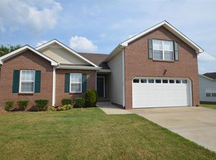 225 Harold Dr, Clarksville, TN 37040