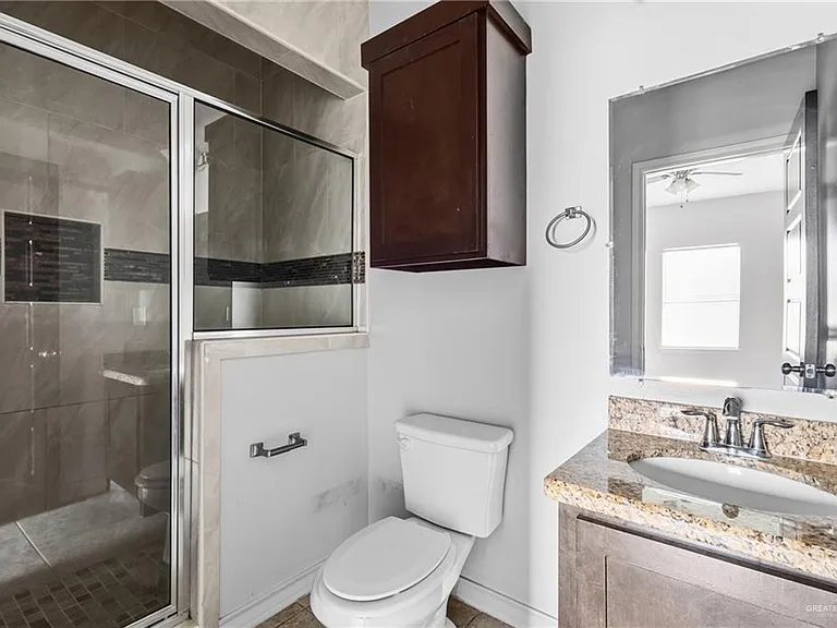1201 Daffodil Ave #C — Photo 6