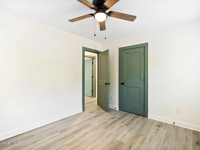 757 Silver Lake Rd — Photo 22
