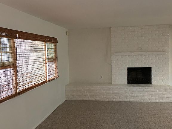 5th image of 244 Magna Vista St