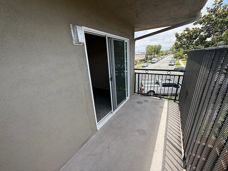 16141 Ganges Ln — Photo 7