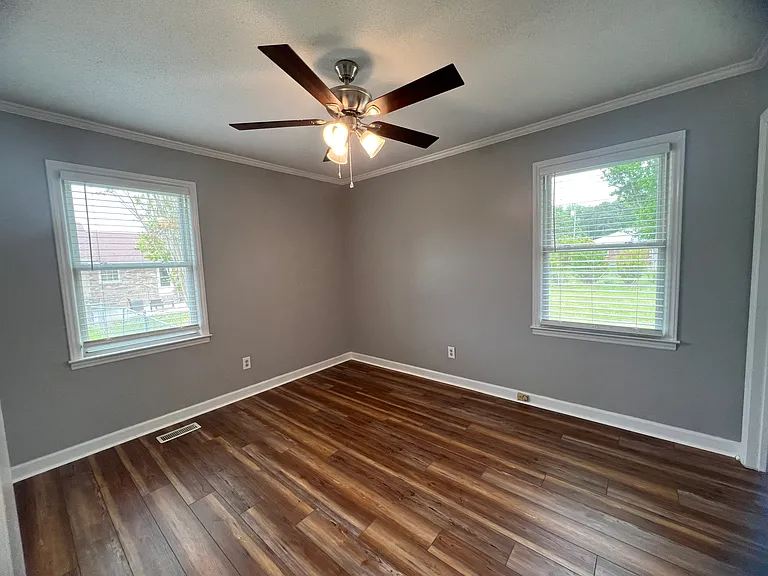 3815 Robin Rd — Photo 28