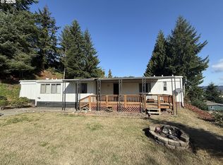 63659 Clear View Dr, Coos Bay, OR 97420