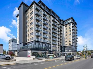 622 Admirals Rd #907, Esquimalt, BC V9A 2N7