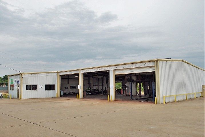 1st image of 315 Us Highway 175 W