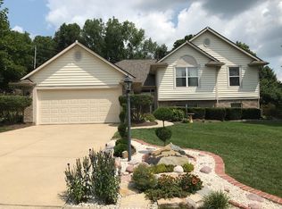 637 Kendig Ct, Fairborn, OH 45324