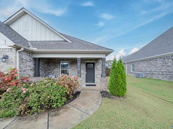3rd image of 2510 Celia Ct