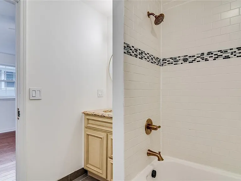 1756 Dresden Dr NE — Photo 27