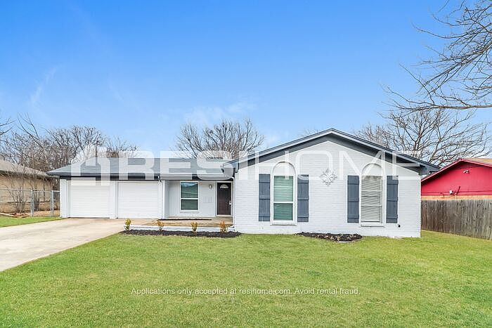 1st image of 3201 Jamestown Dr