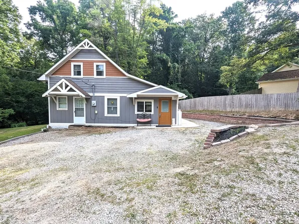 2150 E North Shore Dr, Morgantown, IN 46160