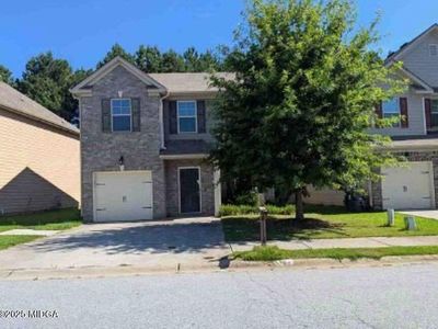 5768 Grande River Rd, College Park, GA, 30349