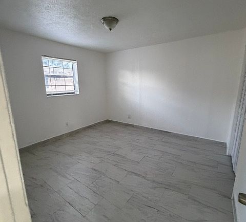 5th image of 2916 Dewey St
