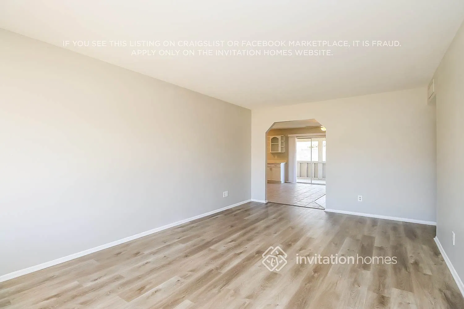 557 W Caroline Lane Chandler, AZ 85225 — Photo 3