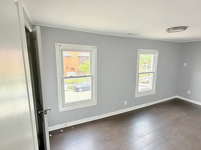 16 Daggett St #2 — Photo 10