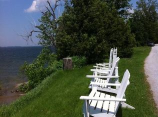 2585 W Shore Rd, Isle La Motte, VT 05463