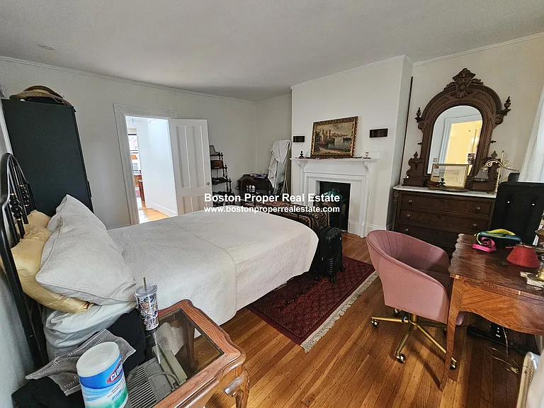 429 Marlborough St #4 — Photo 5
