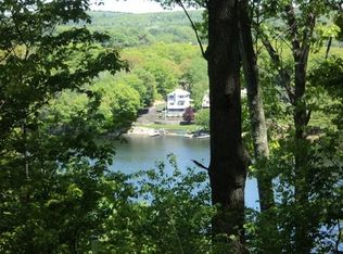 7 Wigwam Hill Dr, Worcester, MA 01605