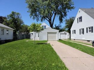 1916 39th St, Kenosha, WI 53140