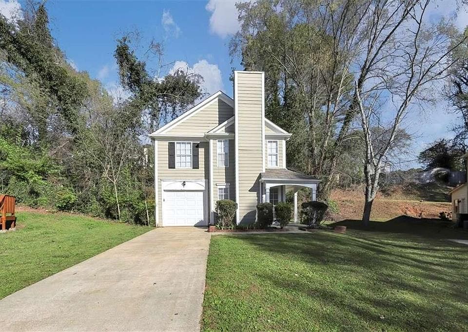 1st image of 796 Brittany Ct