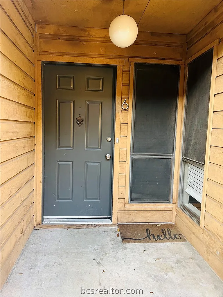 2 bed, 1106 sqft, $1,200 — Photo 2