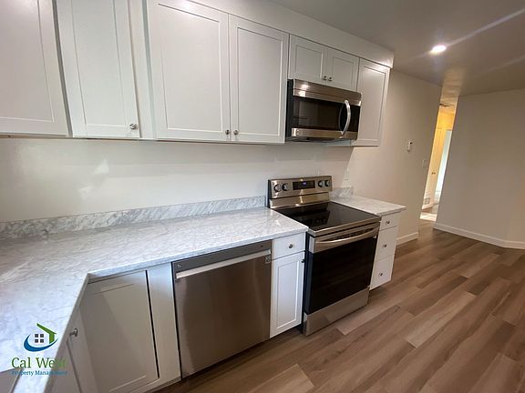 4th image of 2129 Amberwood Ln