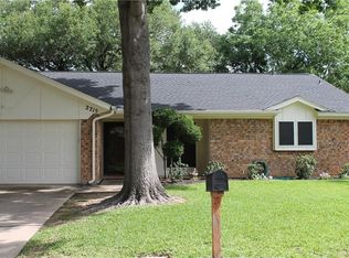 2715 Partridge Ave, Arlington, TX 76017