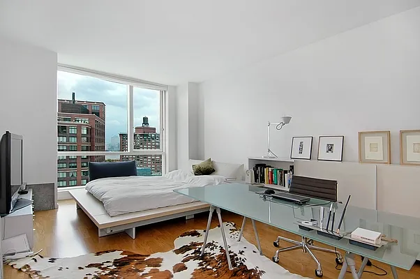 Rented by Corcoran | media 4