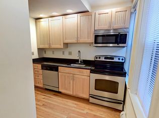 195 Commonwealth Ave #B10, Boston, MA 02116