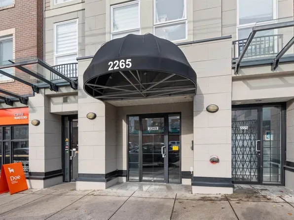 2265 Hastings St E #Penthouse 18, Vancouver, BC V5L 1V3