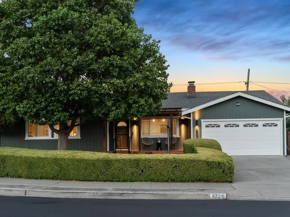 8725 Deervale Rd, Dublin, CA 94568