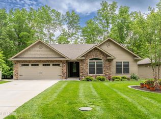 137 Malvern Rd, Fairfield Glade, TN 38558