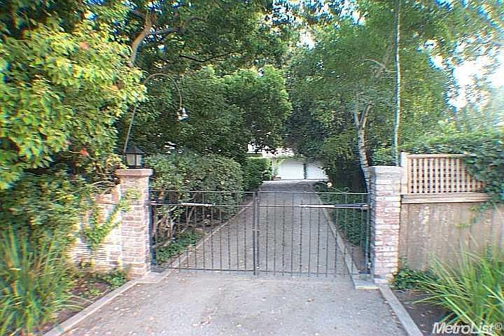 1st image of 3605 Country Club Blvd