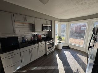 123 E 7th St #123-703-123, Cedar Falls, IA 50613