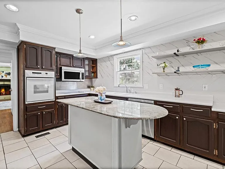 5291 Manhasset Cv — Photo 16