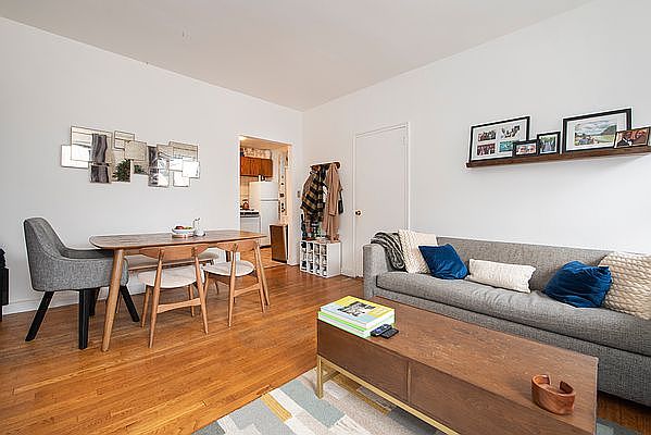 1st image of 200 9th Ave APT 4A