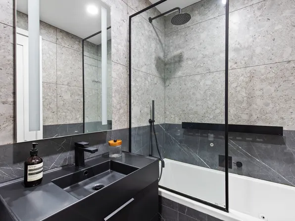 40 West 55th Street image 12 of 17