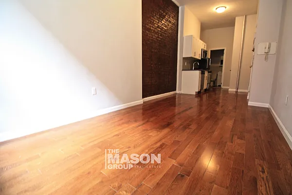 Rented by Mason Group LLC | media 30