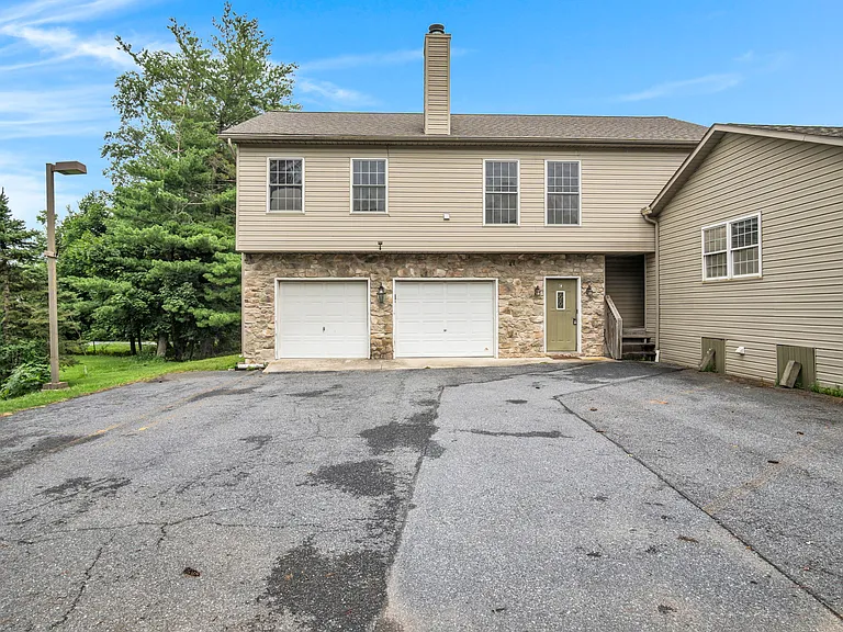 1301 Colonial Club Dr #C — Photo 3