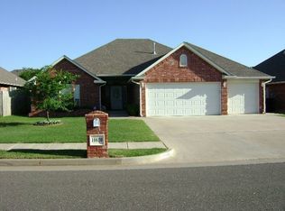 10620 NW 39th St, Yukon, OK 73099
