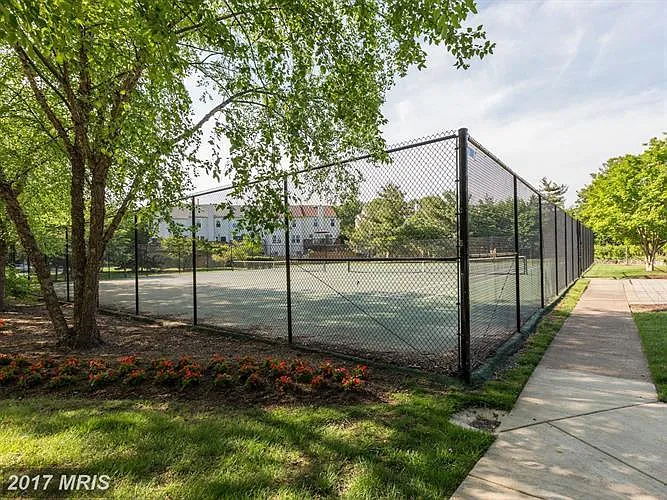 215 Amberfield Ln — Photo 19