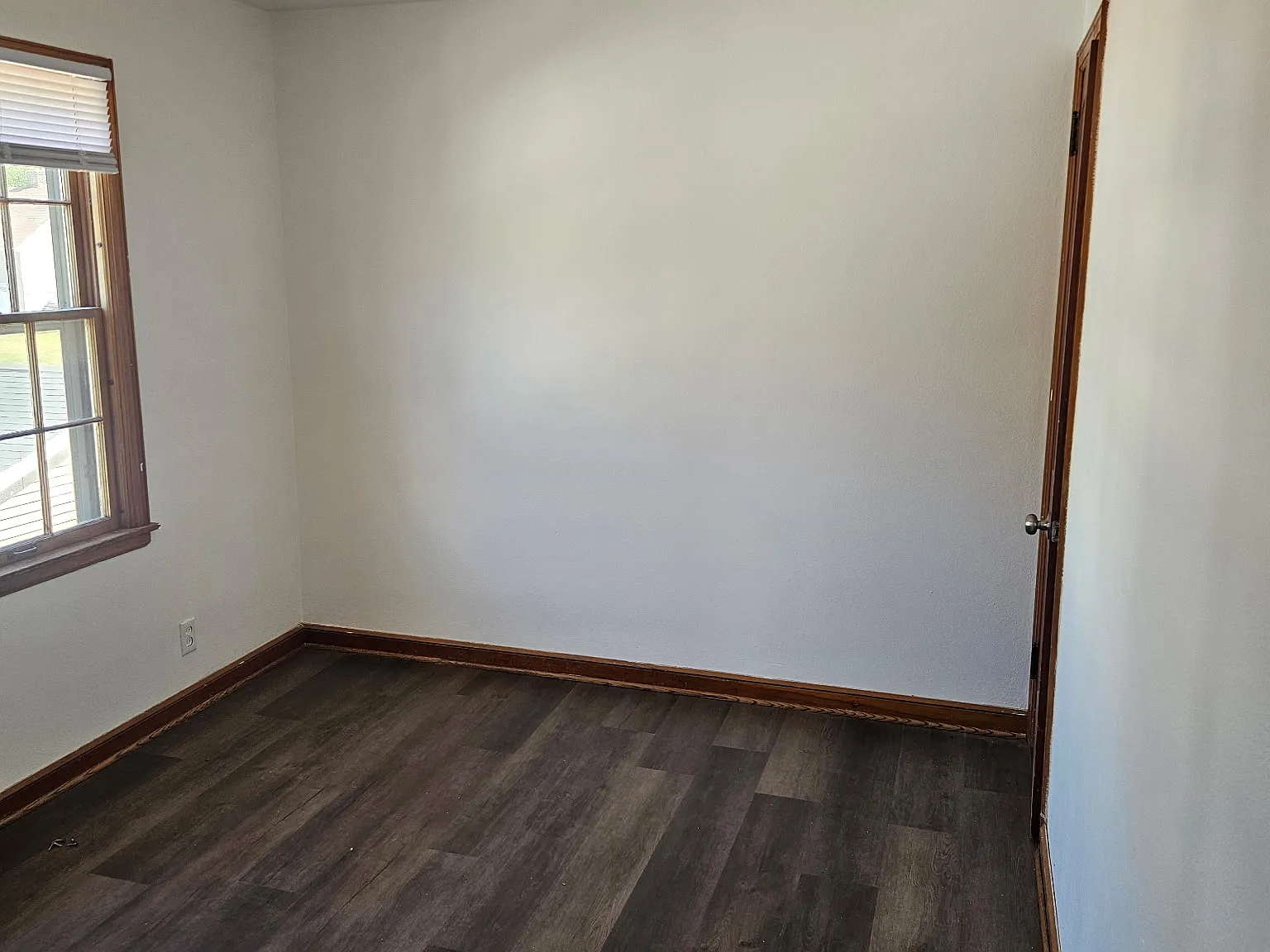 994 Oakdale Ave — Photo 3