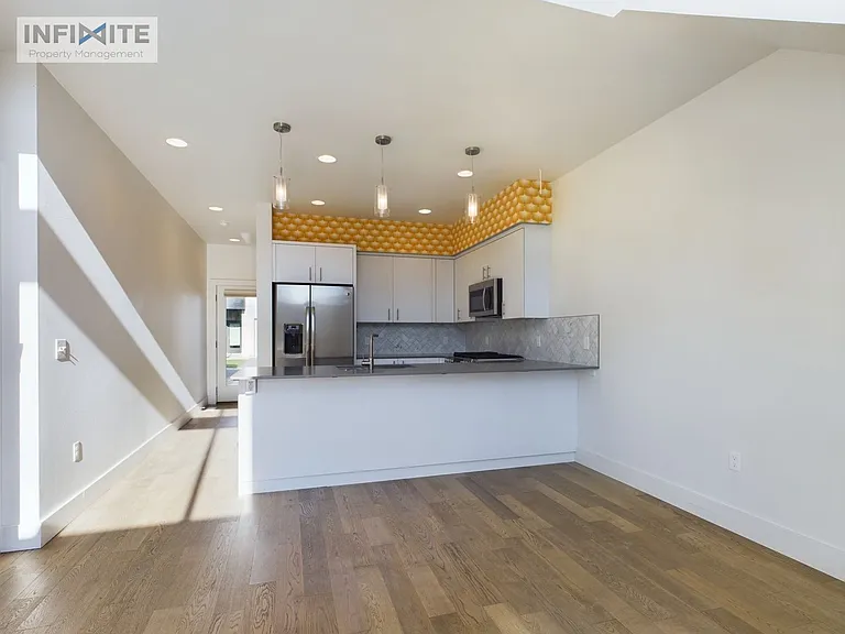3864 Blondie St — Photo 21