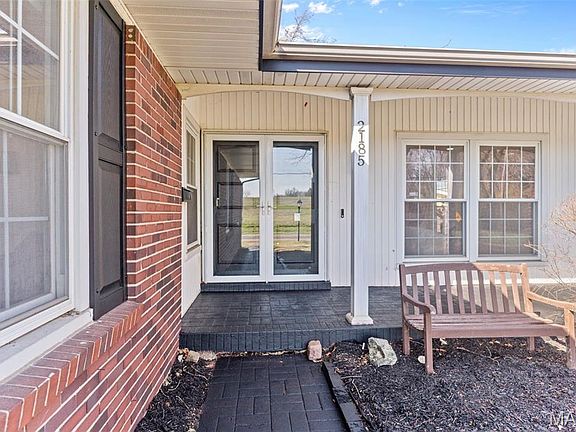 2nd image of 2185 Pohlman Rd