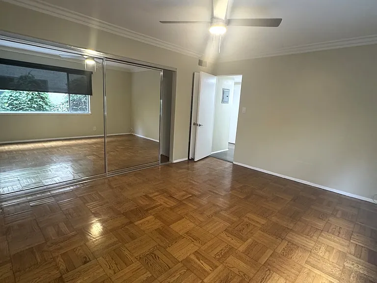 633 Ocean Ave — Photo 13