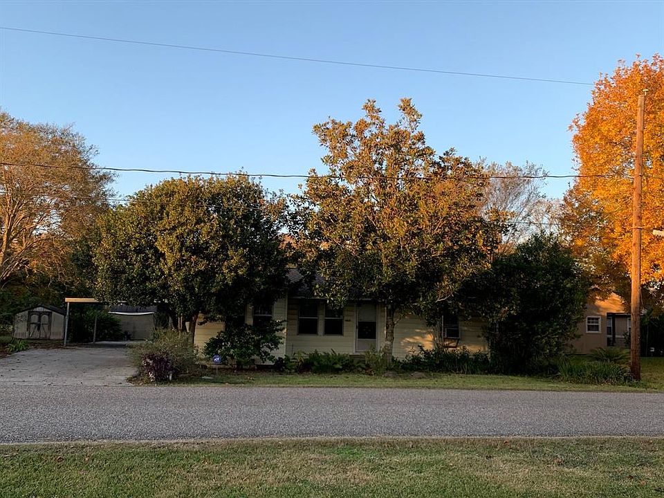 1st image of 4829 Holly Ave