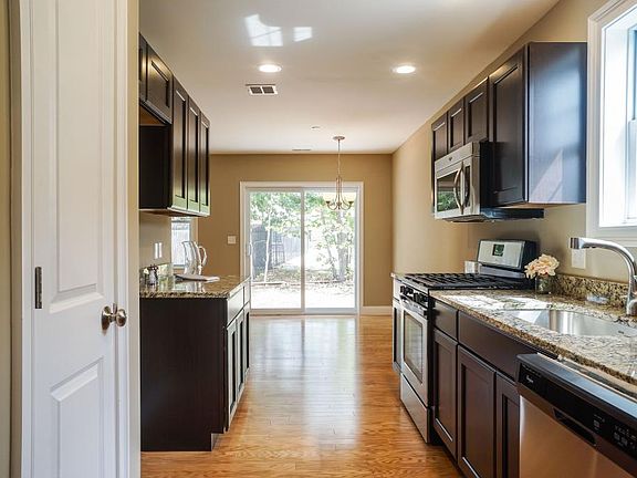 4th image of 75 A Deerwood Drive #A
