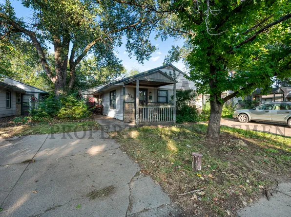 1763 Woodrow Ct, Wichita, KS 67203